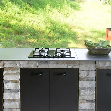 Casa vacanze Rustic Retreat With Pool Pocitnice Na Kozolcu *