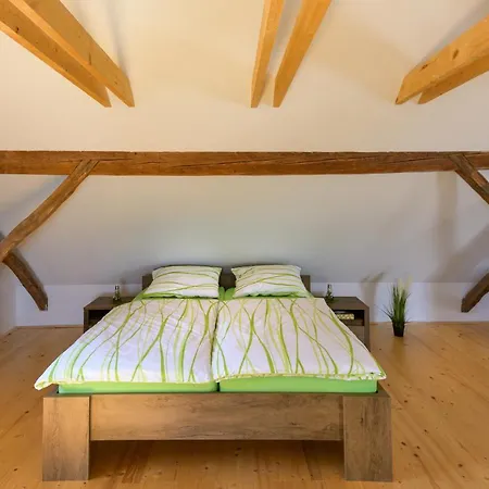 Rustic Retreat With Pool Pocitnice Na Kozolcu Casa vacanze Sevnica